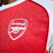 ⁦ِArsenal Home Jersey Player Edition Season 25\26⁩ - الصورة ⁦4⁩