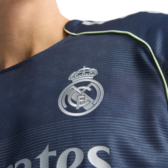 Real Madrid Away Jersey Player Edition Season 25\26 - Image 4