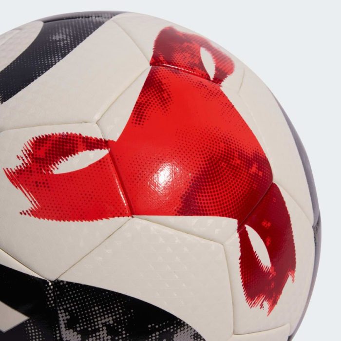 ⁦Adidas Tiro pro Soccer Ball⁩ - الصورة ⁦3⁩