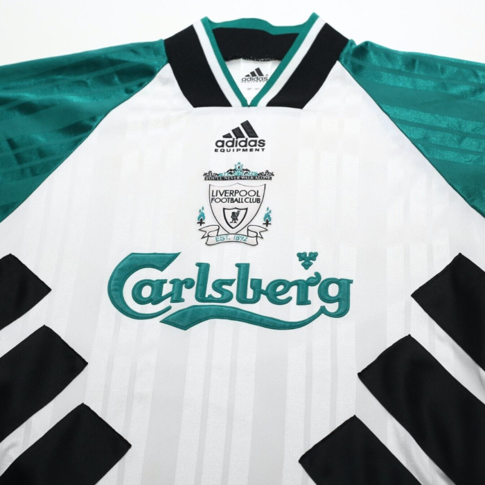 ⁦Liverpool Classic Player Edition Jersey⁩ - الصورة ⁦4⁩