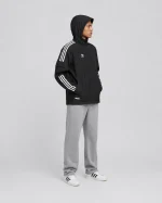 Track Top 1945 - Image 2