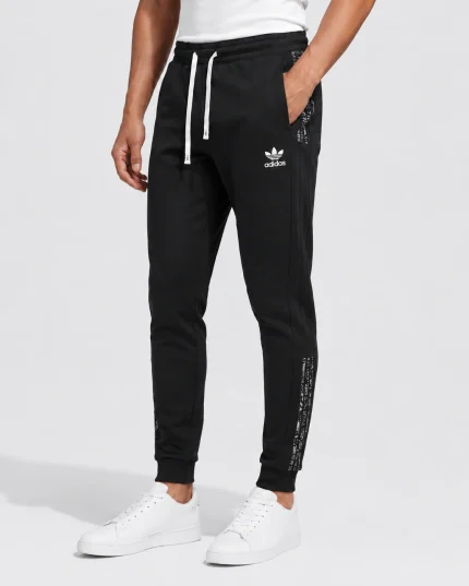 Sweat Pants 252773 with tapered legs and a modern casual athletic fit