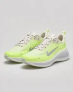 Nike Vomero Plus Run Shoes - Image 3