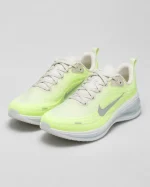 Nike Vomero Plus Run Shoes - Image 5
