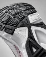 Nike V2k Run Shose - Image 5