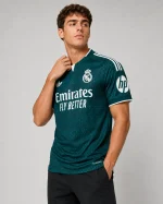 Real madrid Away Player Kit 26/27 - Image 2