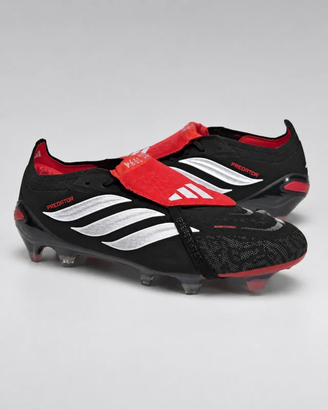Adidas Predator Elite Fold-Over Tongue FG football boots with fold-over tongue and firm-ground studs